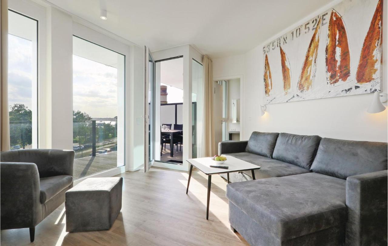 2 Bedroom Stunning Apartment In Luebeck Travemuende Exterior foto