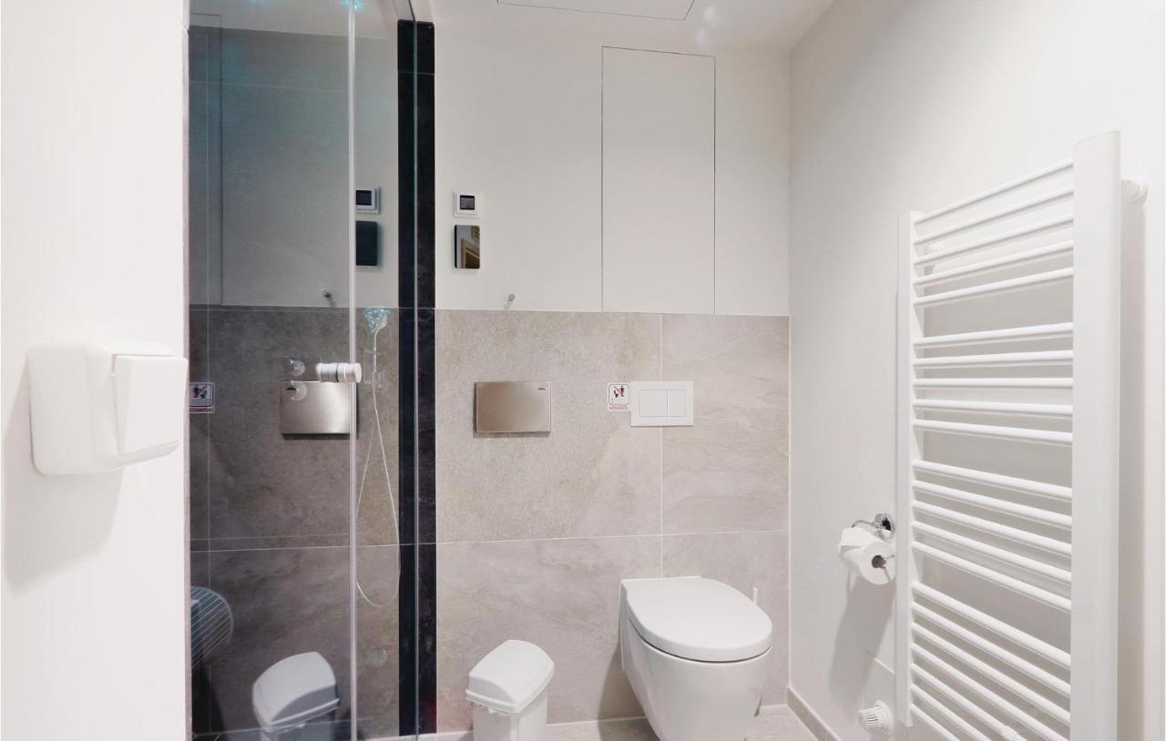 2 Bedroom Stunning Apartment In Luebeck Travemuende Exterior foto