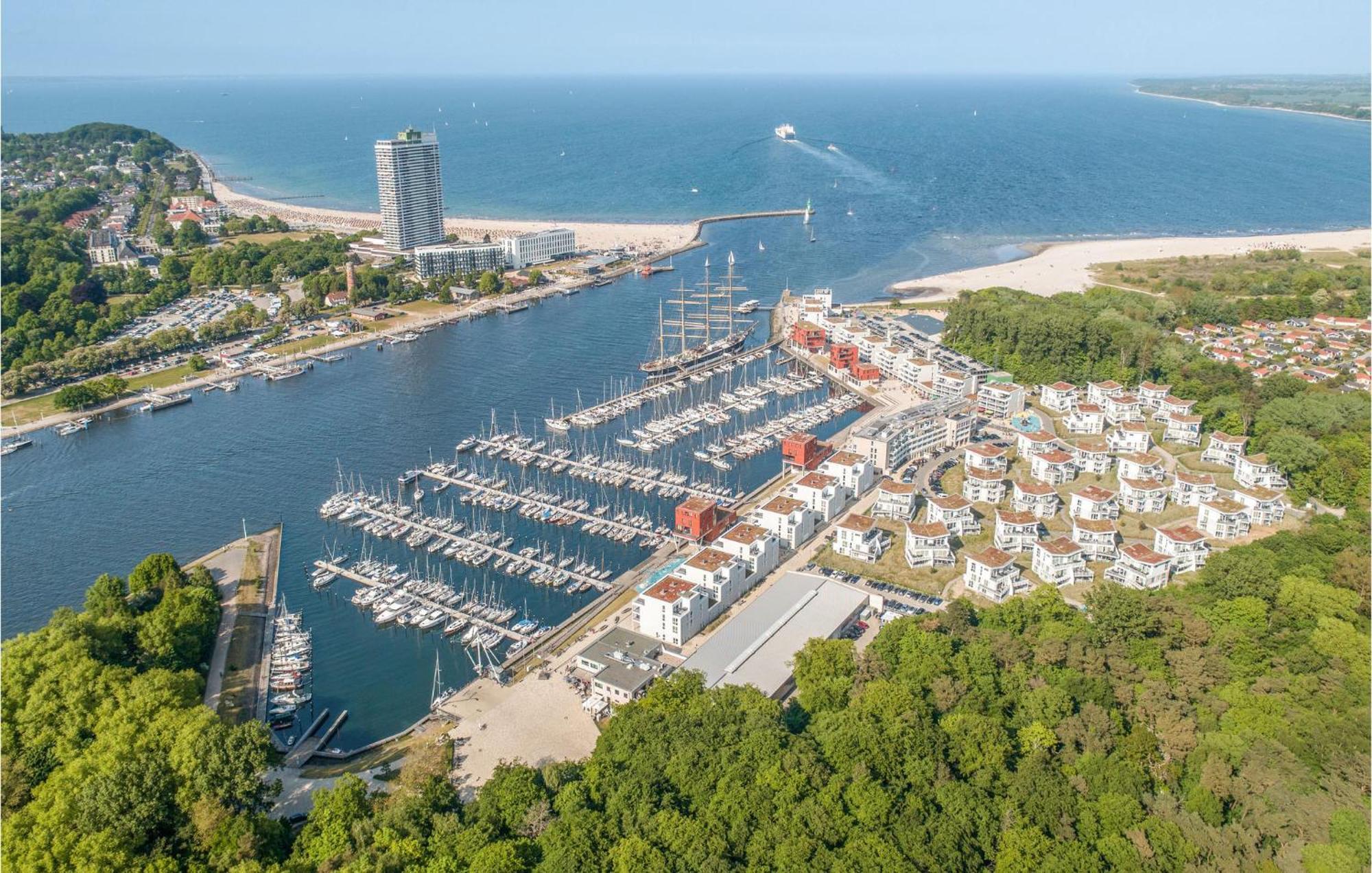 2 Bedroom Stunning Apartment In Luebeck Travemuende Exterior foto
